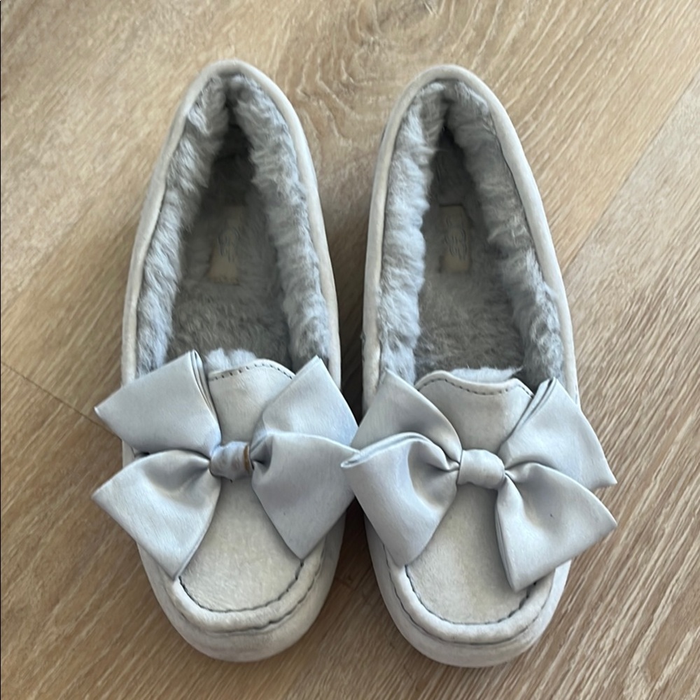 UGG Ansley Cozy Bow Slippers